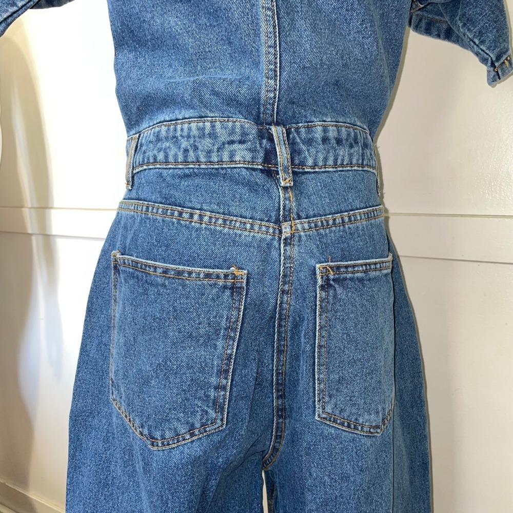 Nasty Gal Denim Low Rise Boyfriend Jumpsuit Blue Midwash Short Sleeve US  NEW - Picture 4 of 16